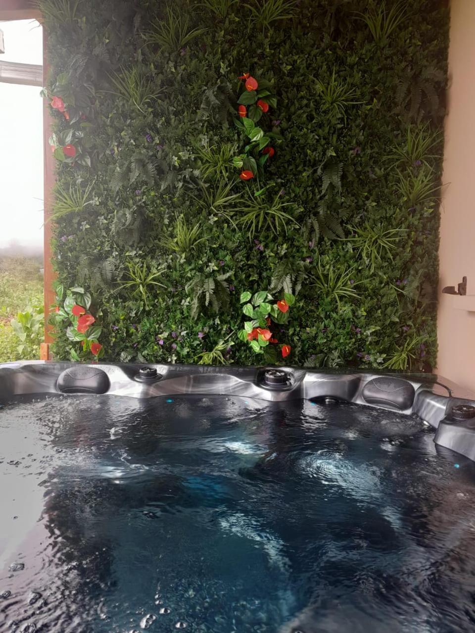 La Kaz Zambaville Avec Jacuzzi Privatif La Plaine-des-Palmistes Dış mekan fotoğraf